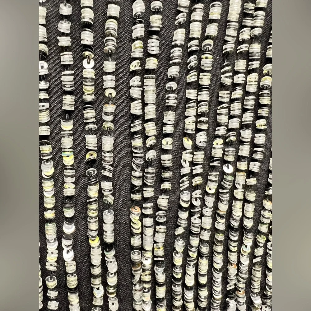 Eileen Fisher-‎ Black Blouse- Crep Silk Sequin Rivulet Cap Sleeve Shirt- Large - Picture 3 of 6